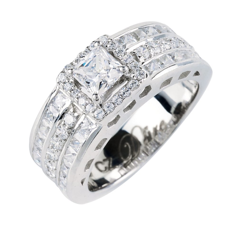 D'sire Gold and Diamond Ring