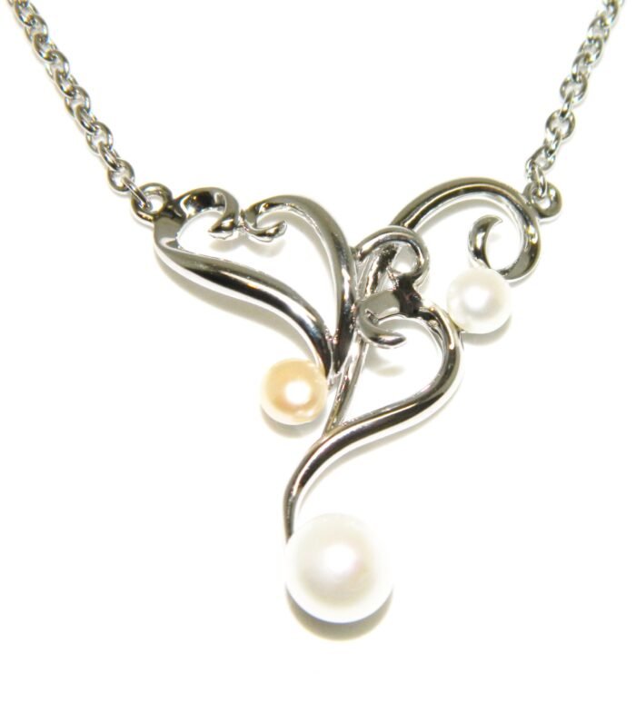 Pearlz Ocean Sterling Silver and Freshwater Pearl Pendant Necklace