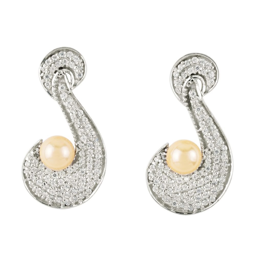 D'sire Gold and Diamond Earrings