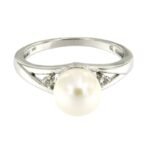 Pearlz Ocean Ladies Natural White Pearl & Topaz Cocktail Ring – 925 Silver Rhodium-Plated – Elegant Freshwater Gemstone Jewelry – Timeless Gift for Women - Image 2
